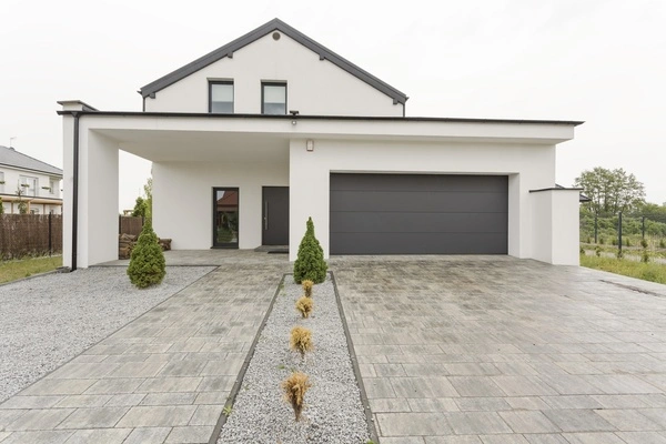 Professional concrete contractor in Denver, CO